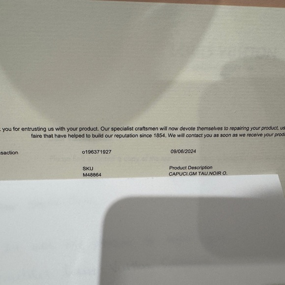 New Authentic Louis Vuitton Capucines GM Leather Black+Pink Handbag - Picture 12 of 17